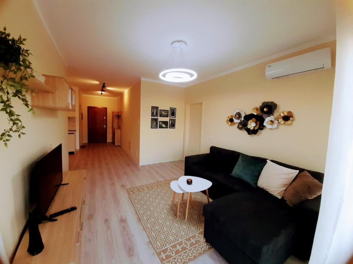 Comfort Apartment Shkodër Exteriör bild