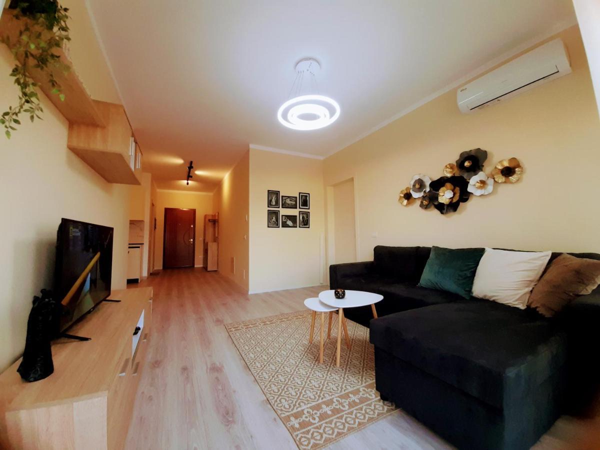 Comfort Apartment Shkodër Exteriör bild